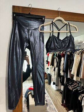 lululemon Wunder Under Smoothcover Tight 25” in Foil and Flow Y Bra Nulu in Foil